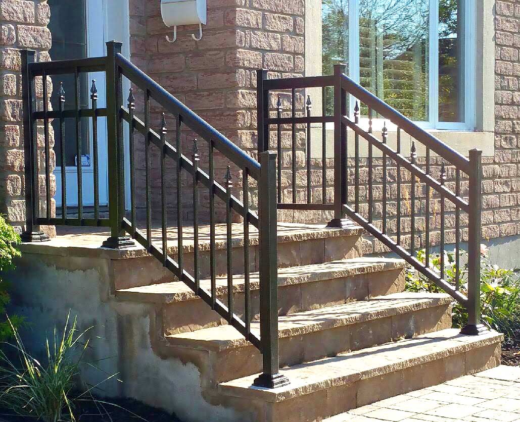 Aluminum railing