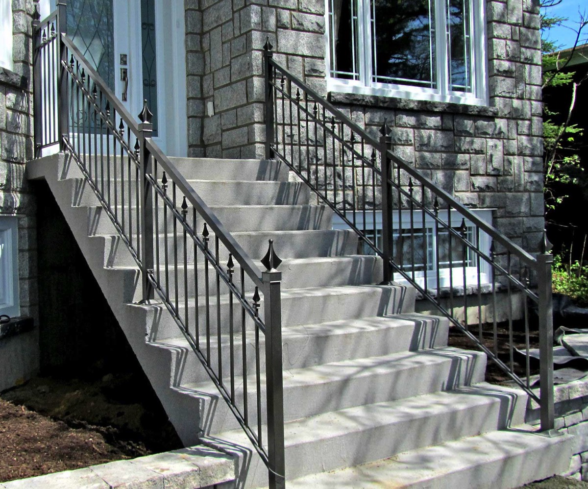 Steel railing